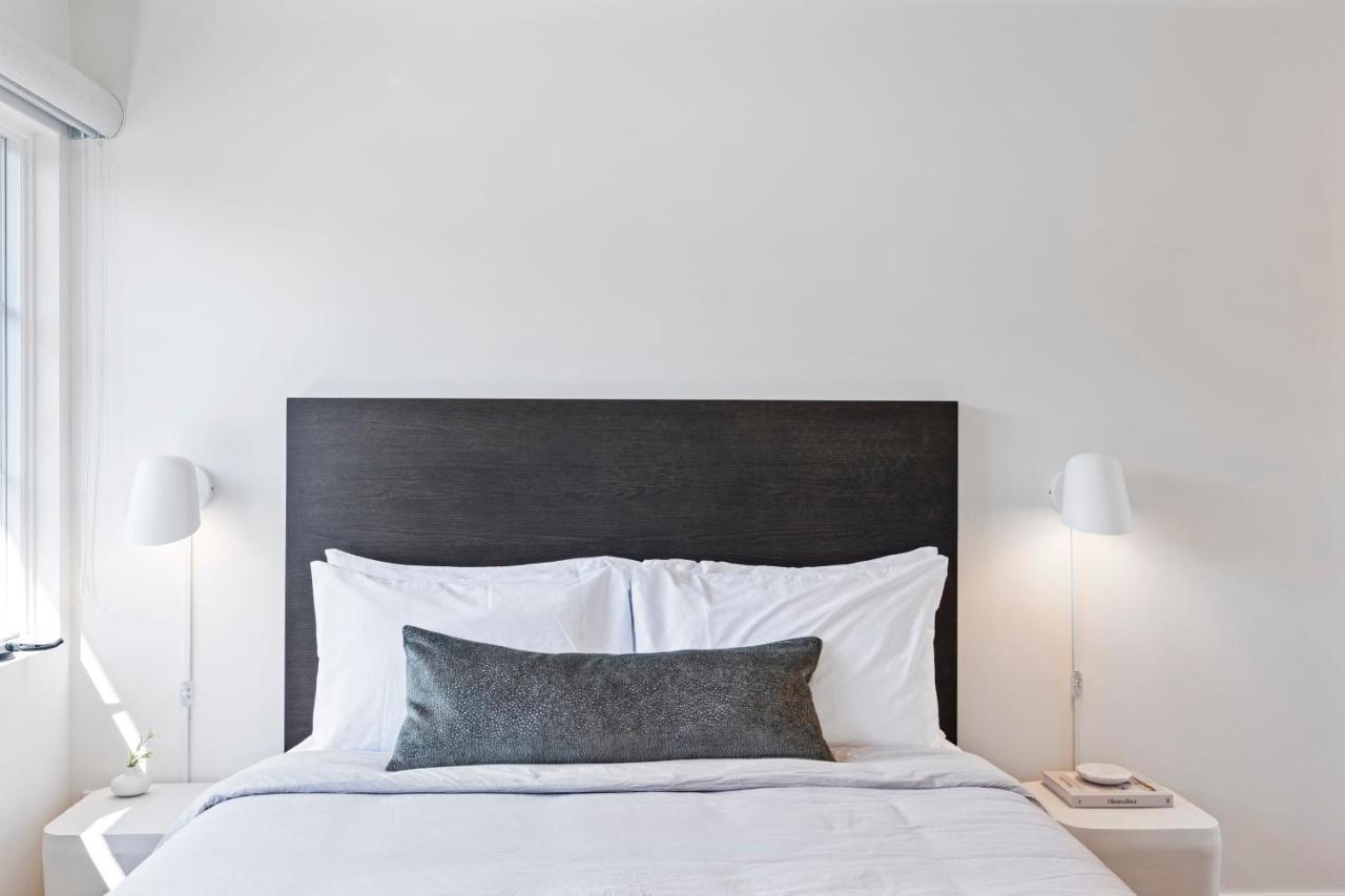 Casa Jardin - Boutique Suites In Downtown Санта-Барбара Экстерьер фото